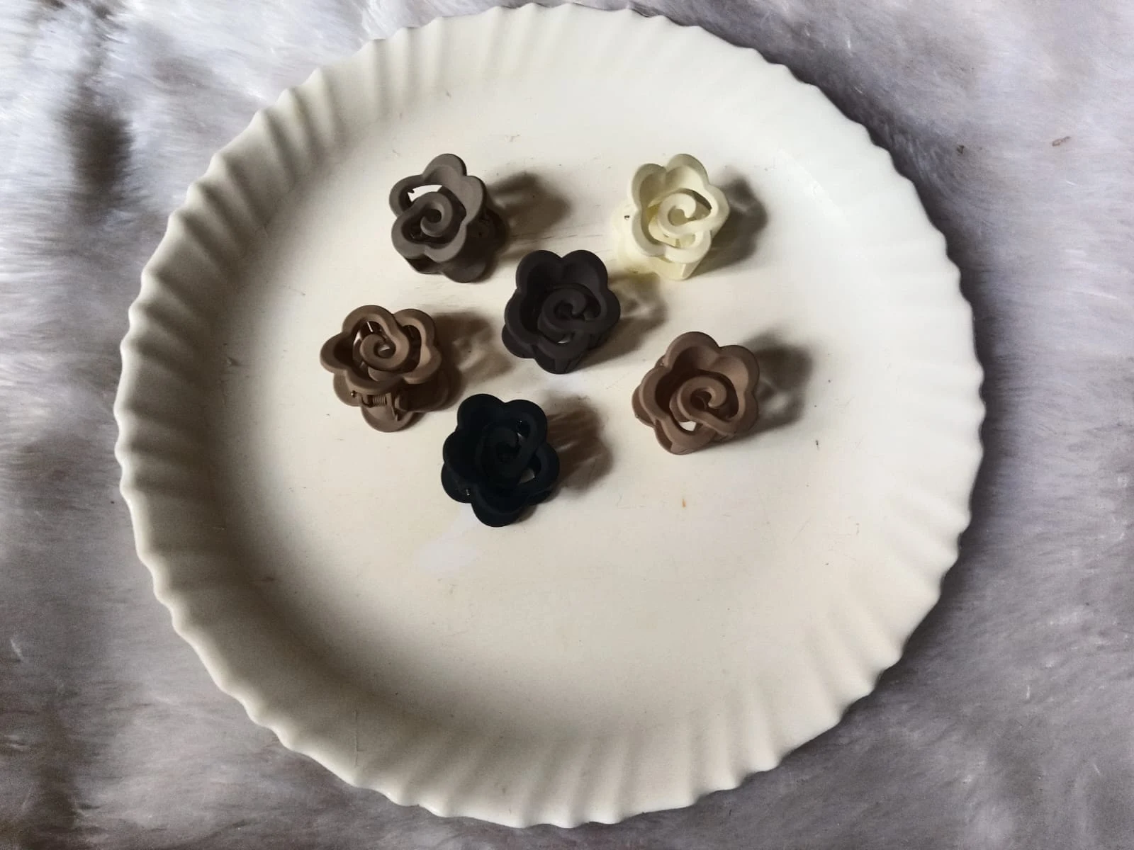 Rose floral clip each piece - Townway product image 1