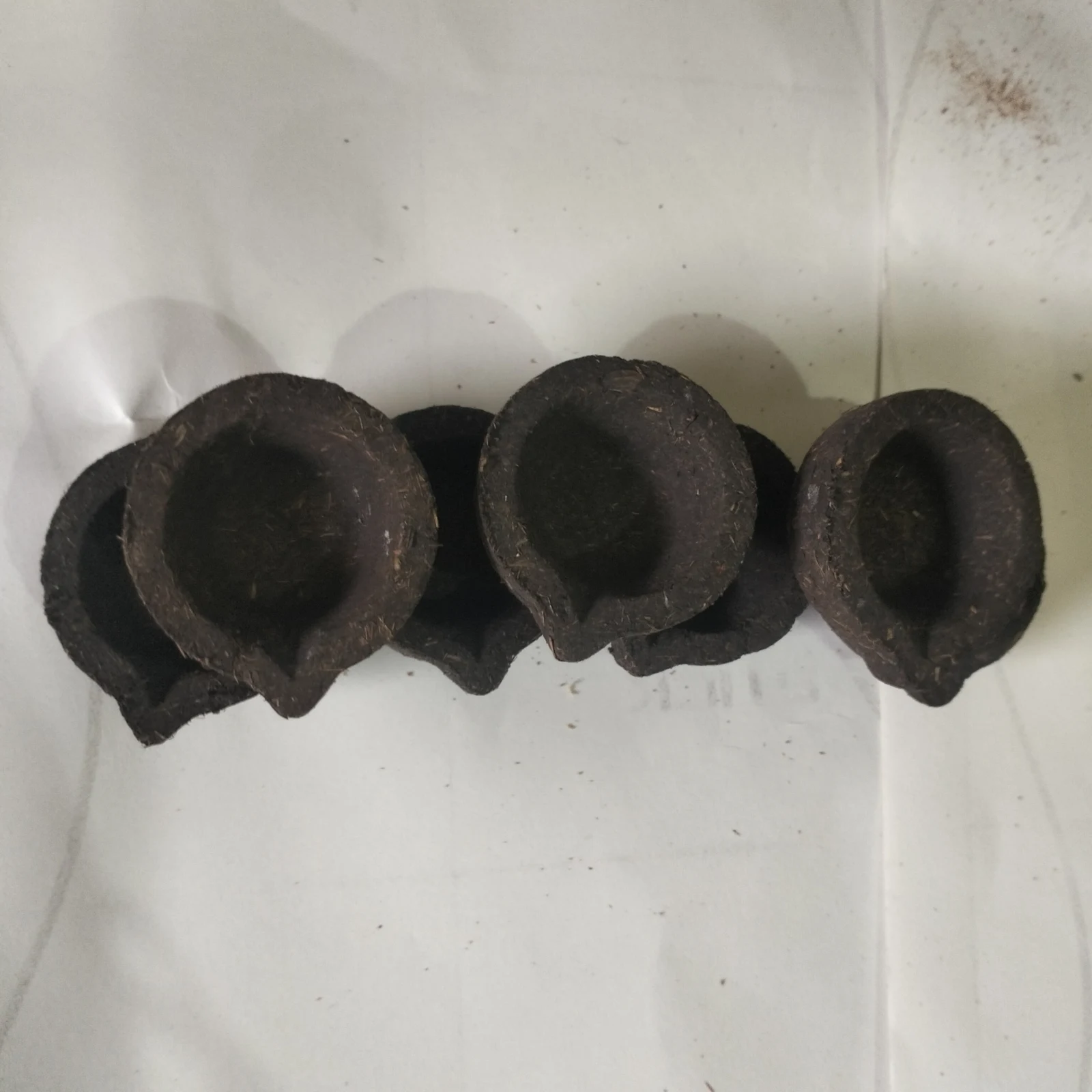 Cow dung kanthirusti vilakku added with karumpullich saru - Townway product image 1