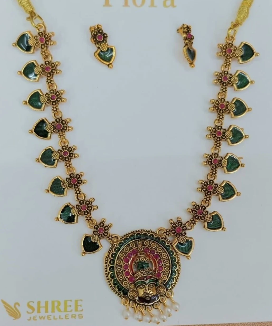 Beautiful Kathak pendant necklace with earrings - Townway product image 1
