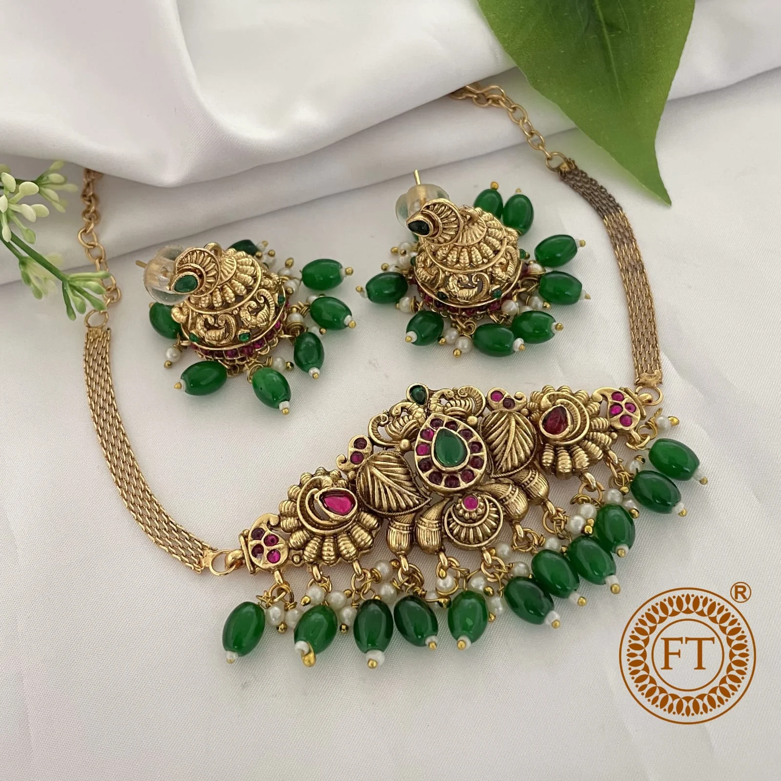 Fancy Green Beads Necklace with Earring Set - Townway product image 1