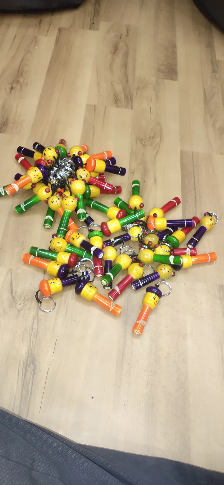 Wooden whistle keychain - Townway product image 5
