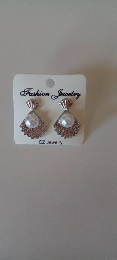 Korean Earrings - Townway product image 1