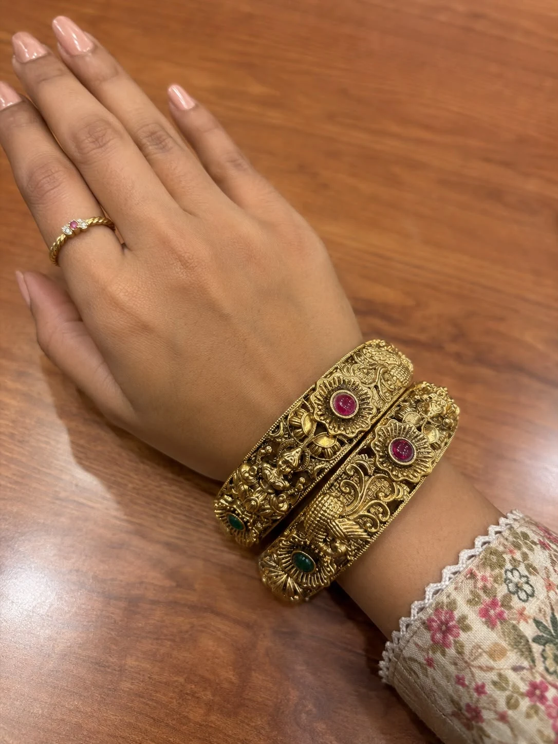 Antique Bangle Premium Quality - Townway product image 1