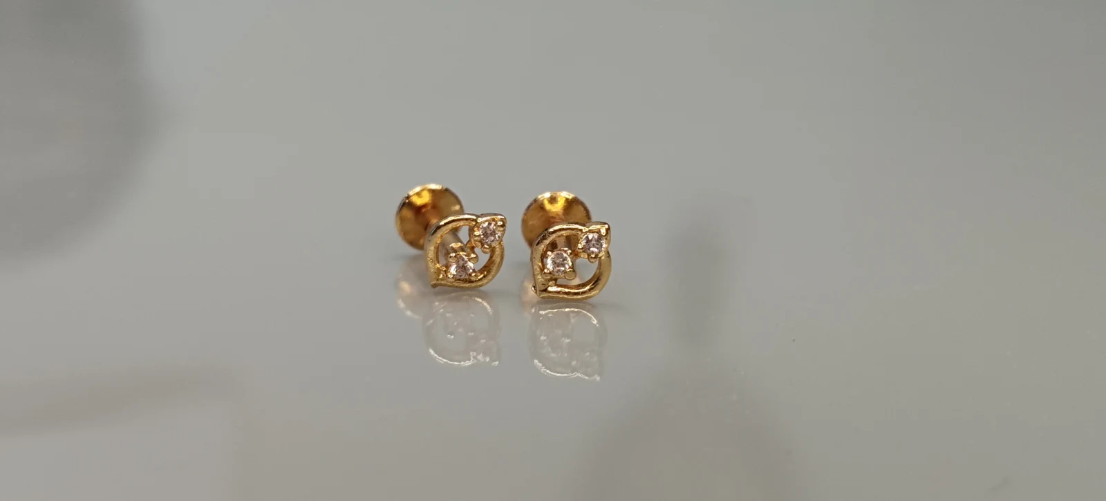 A04 Earring - Townway product image 6