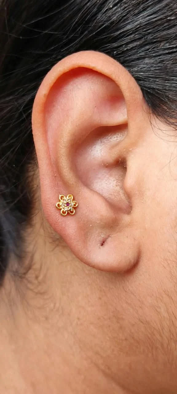 A06 Earring - Townway product image 2