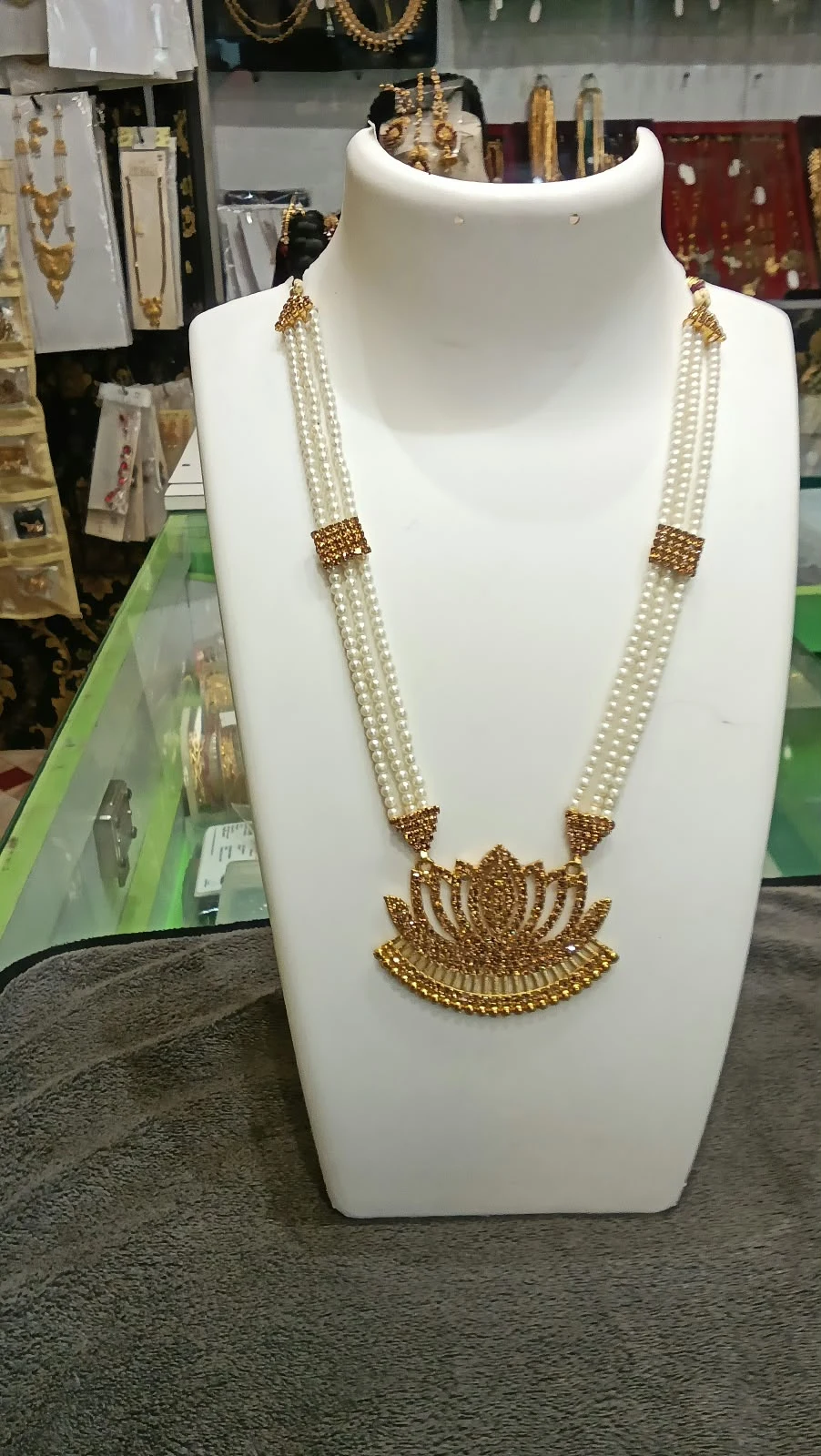 Accent Three Line White Beads Necklace with Lotus Pendent - Townway product image 1
