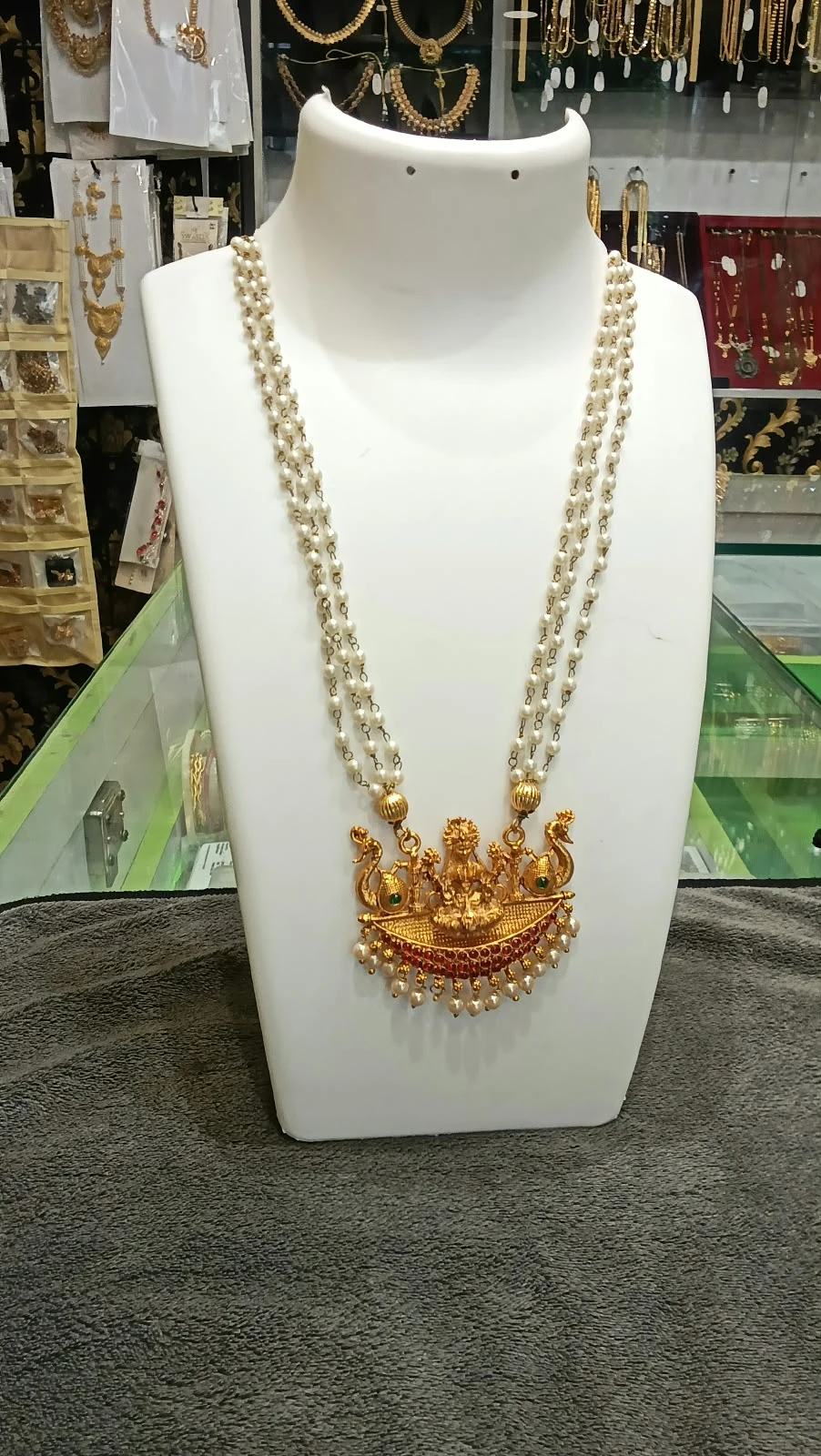 Accent Three Line Pearl Necklace with Lakshmi Pendent - Townway product image 1