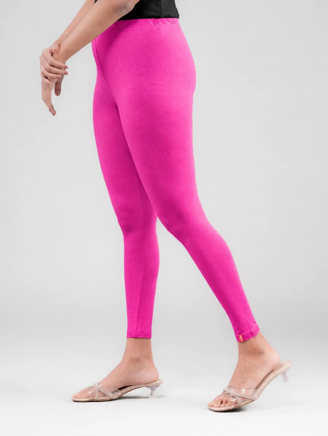ANKLE LEGGINGS MEGENTHA -25 - Townway product image 4