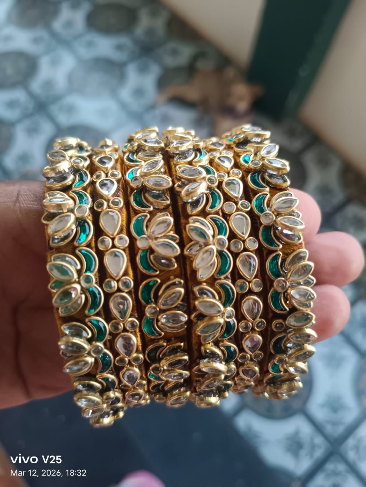 FANCY BANGLES