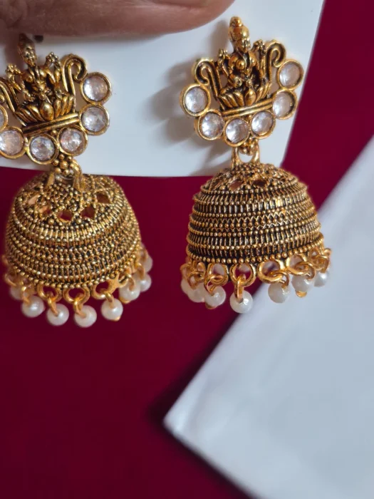 Chumkas (Jhumki)
