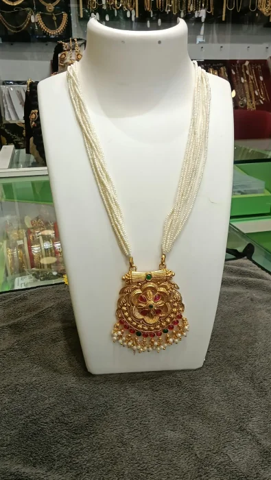 Accent Small White Beads Long Chain with Dollar